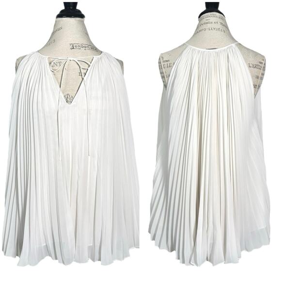 Elizabeth and James | Women | Nina White Halter Accordion Pleated Blouse | Small - Picture 1 of 9
